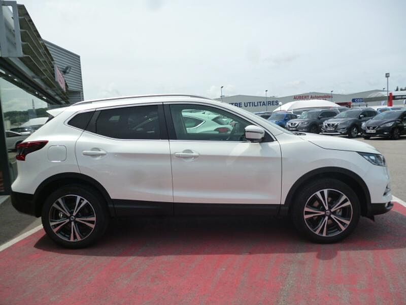 Nissan Qashqai €6D 1 3 DIG-T 140 6MT 2WD N CONNECTA PK DESIGN