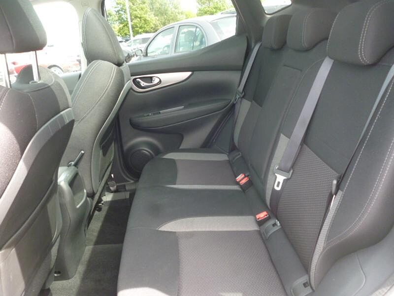 Nissan Qashqai €6D 1 3 DIG-T 140 6MT 2WD N CONNECTA PK DESIGN