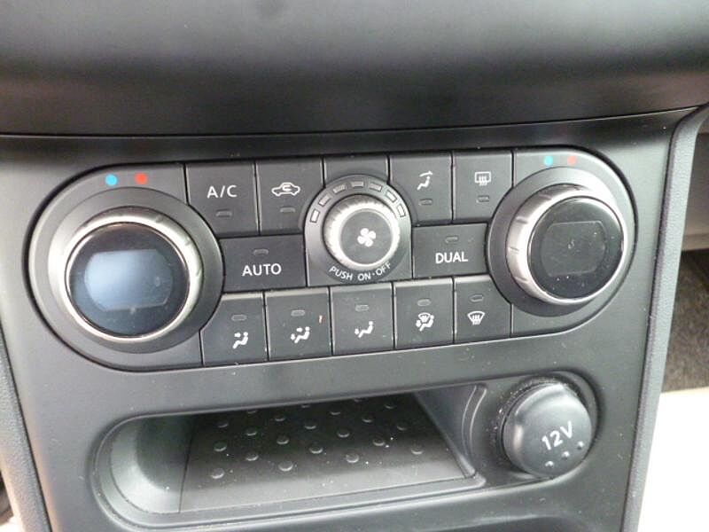 Nissan Qashqai 1.5 dCi 110ch FAP Connect Edition